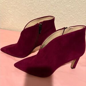Vince Camuto purpure sestrind suede Booties